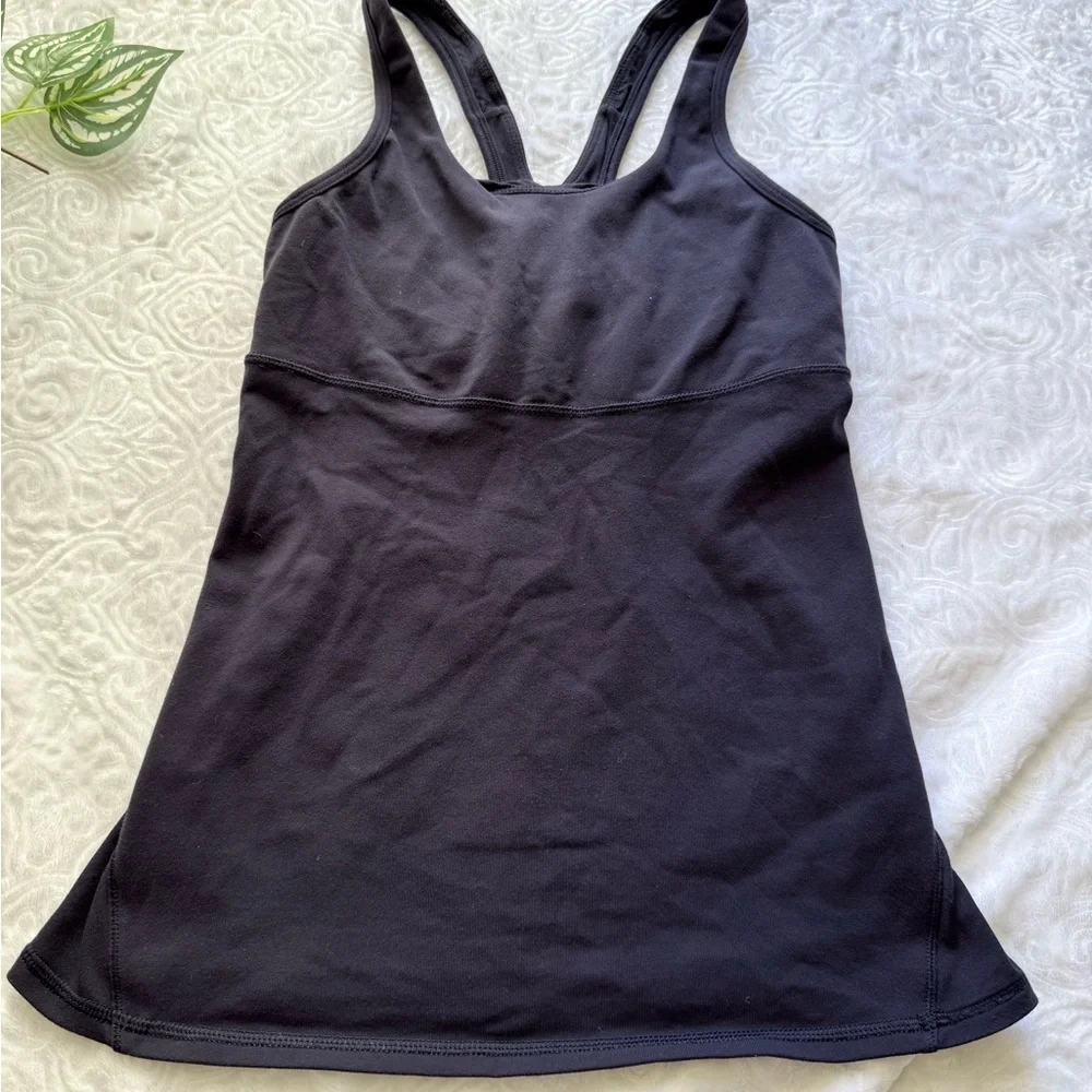 Lululemon Black Racerback Athletic Tank Top Built In Bra Size 4